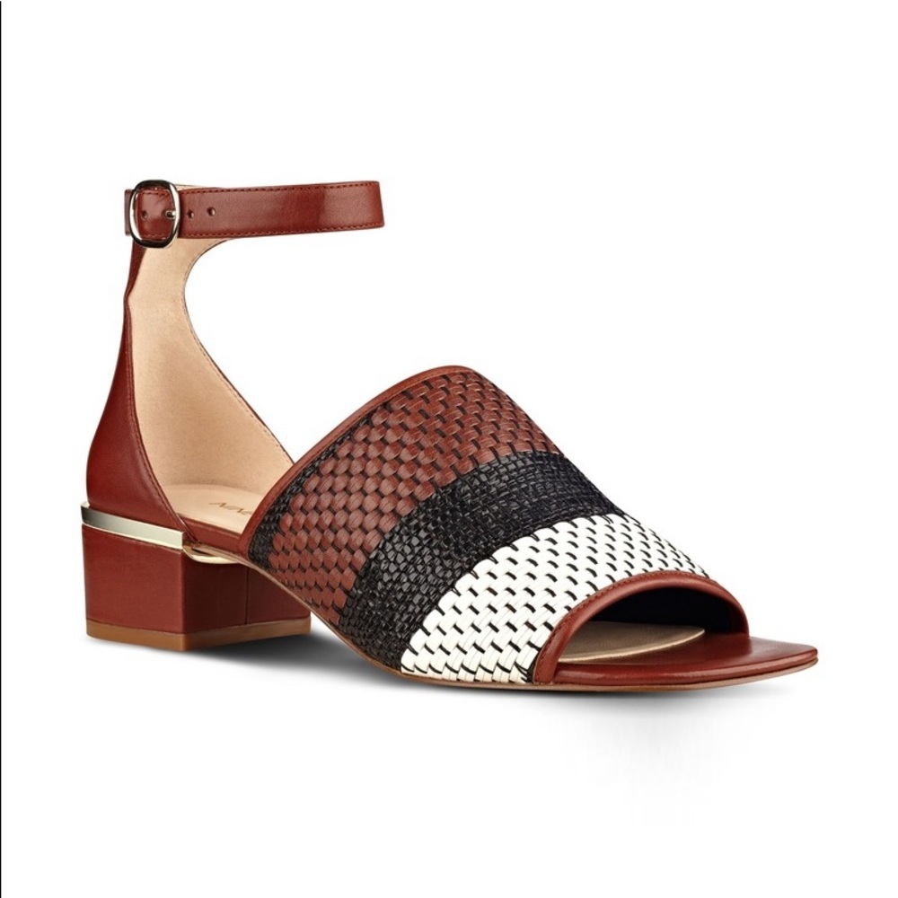 Nine West Yorada sandals